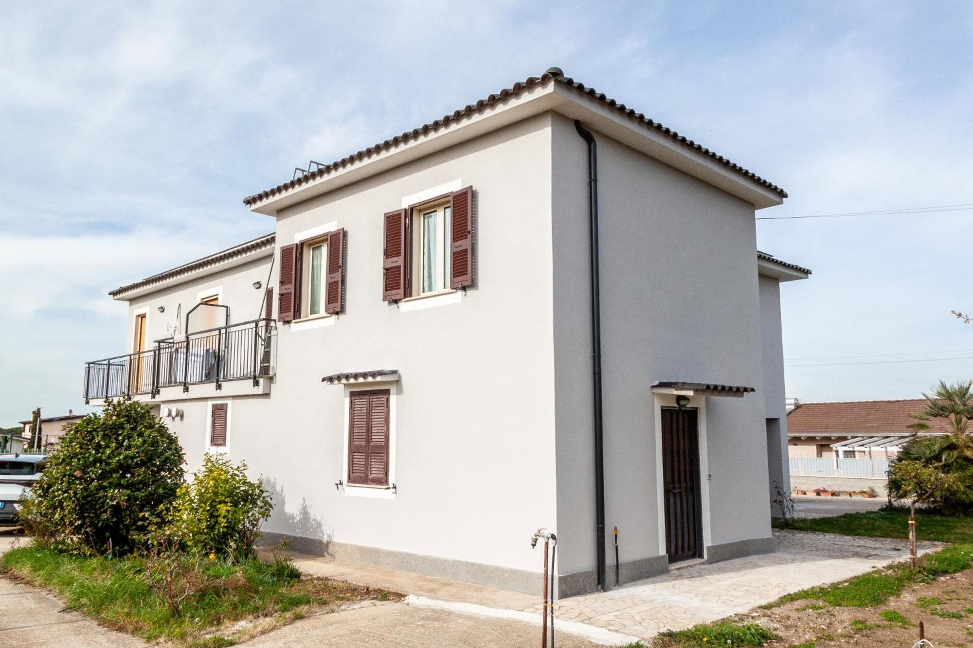 A Casa Di Marco Guesthouse - Apt Di Ciampino E Stazione Per Roma Marino Exteriér fotografie