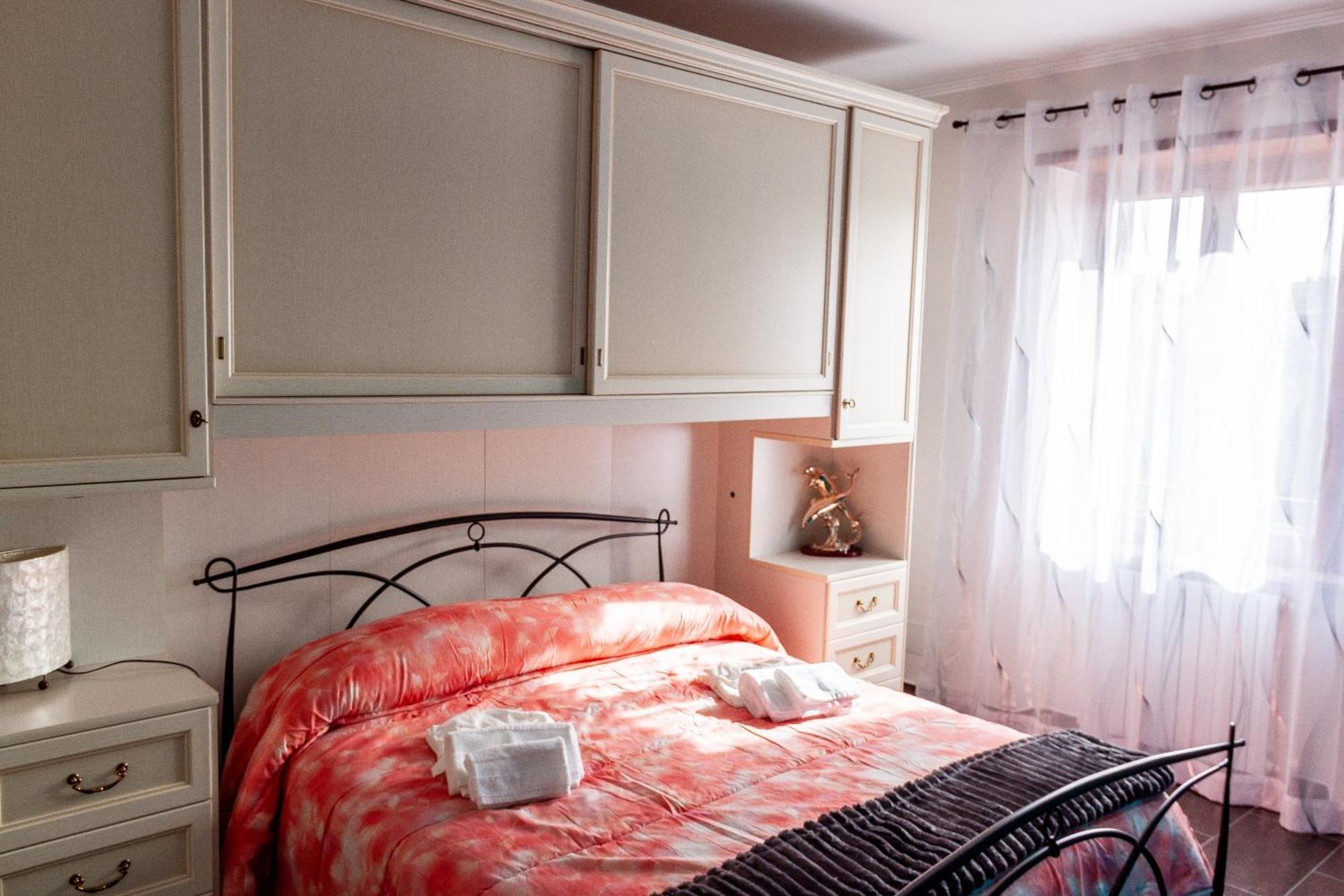 A Casa Di Marco Guesthouse - Apt Di Ciampino E Stazione Per Roma Marino Exteriér fotografie